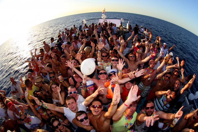 Float your boat, Playa d'en Bossa, Ibiza